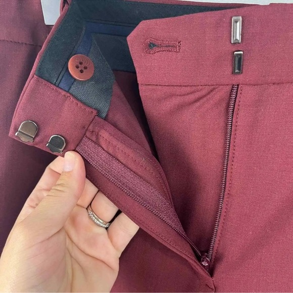 Seeking Theory maroon wool blend pants in 6/8 ... 88% wool, 10% poly, 2% spandex - Picture 3 of 4